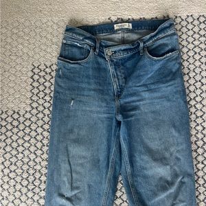 Abercrombie - Cross Waist 90s Straight Ultra High Rise Jeans